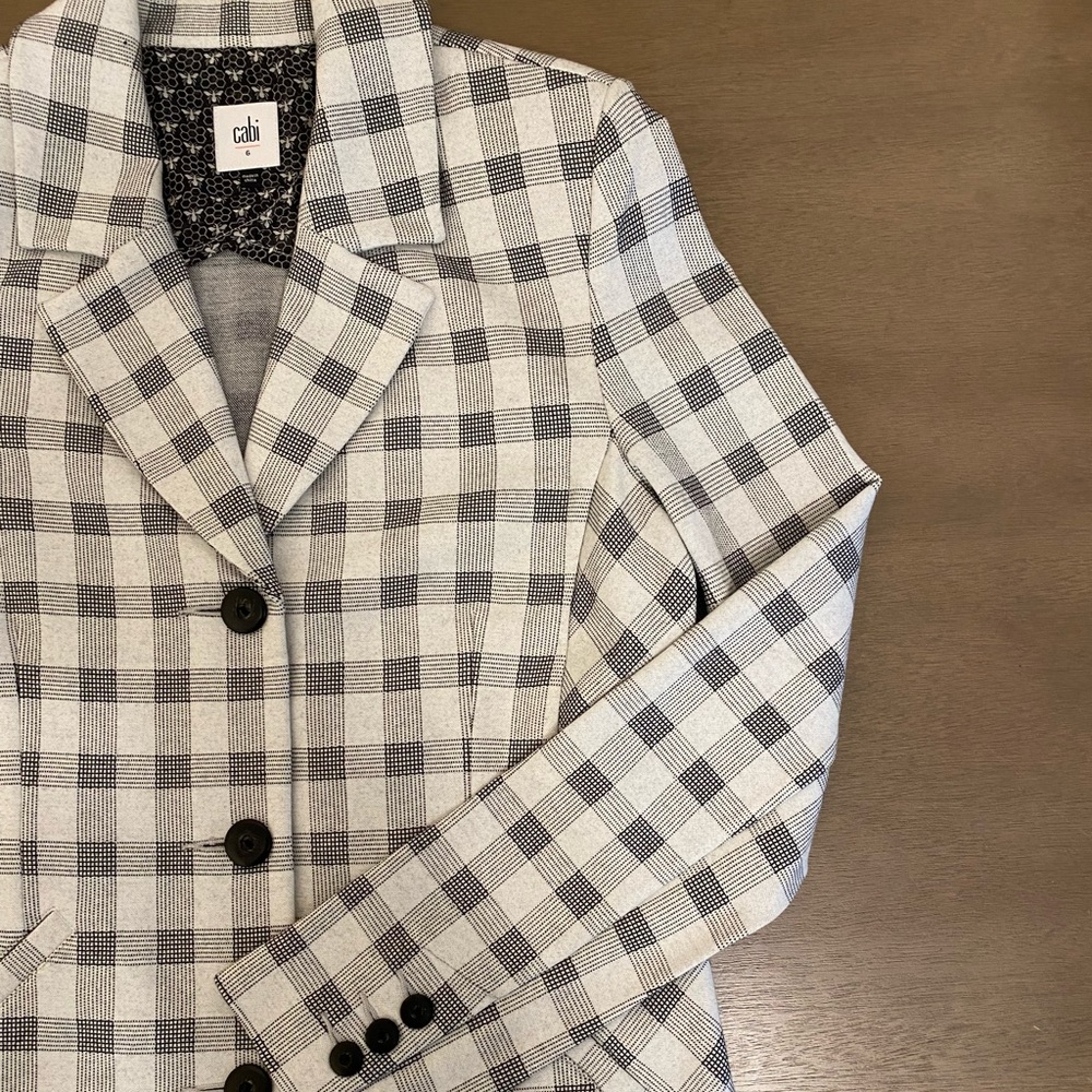 Cabi Blazer - Picture 2 of 5